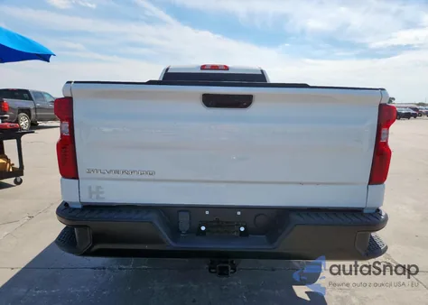 2024 Chevrolet Silverado C1500 z USA, uszkodzony, nr VIN 3GCNAAEK1RG106629